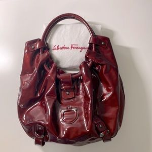 Salvatore Ferragamo Ganchini Lucchetto Patent Leather Red/Burgundy Hobo Bag EUC